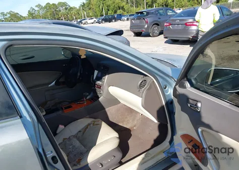 2009 Lexus Is 250 z USA, uszkodzony, nr VIN JTHBK262495093031